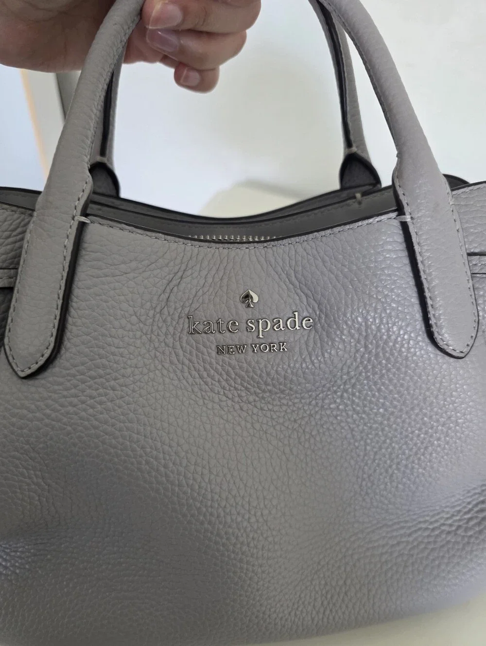Kate Spade Dumpling Satchel in Grey. Excellent Condition